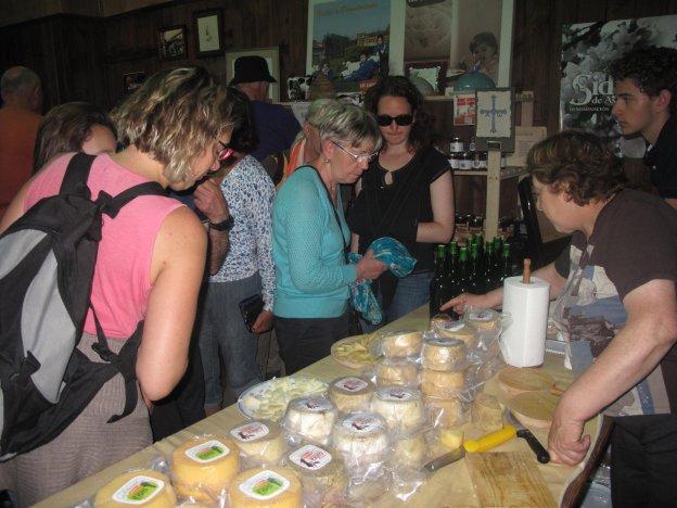 Encuentro entre las localidades de Glomel, Camp y Tazones