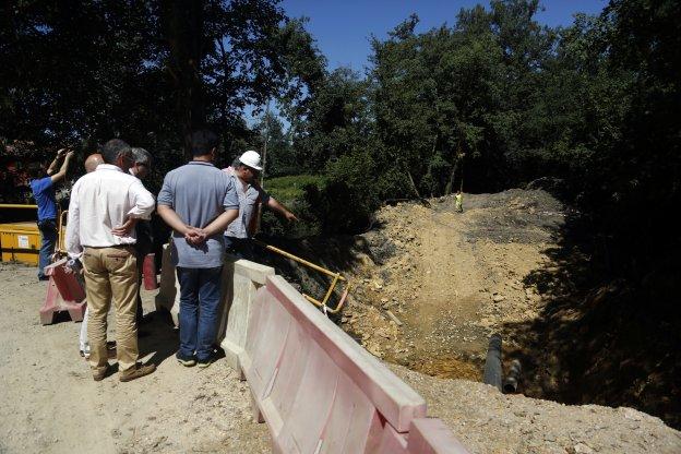 Las obras de saneamiento de El Campo y Castañera estarán terminadas a finales de mes