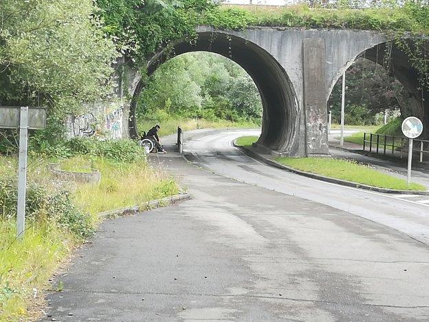 La justicia busca una forma para ayudar al indigente que vivía bajo un puente en la Fresneda