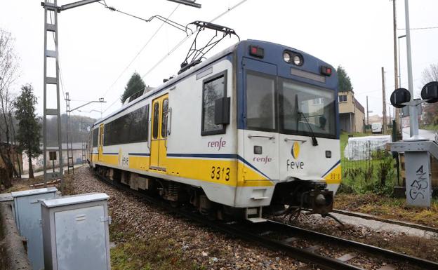 Servicios especiales de tren para asistir al Festival de la Sidra de Nava