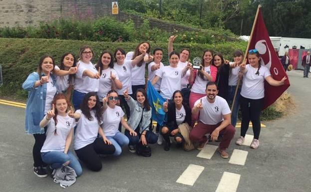 La agrupación musical langreana Amitie, premiada en Gales