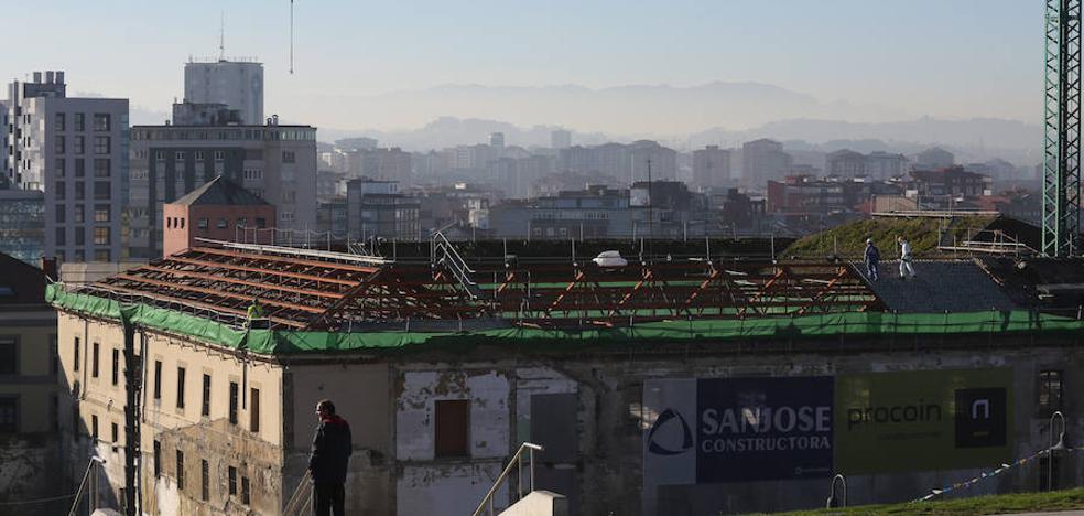Los restos arqueológicos de madera y cuero de Tabacalera se tratarán en Irún