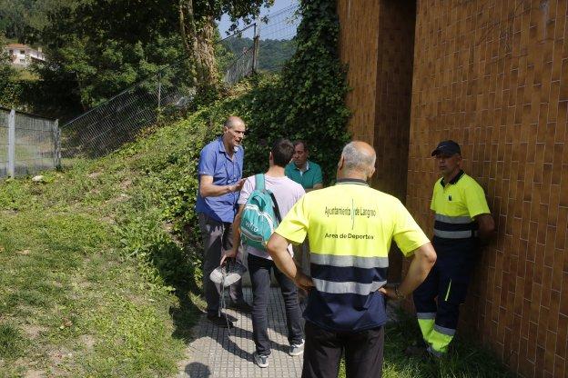 Principado y Ayuntamiento exigen a Adif plazos para el soterramiento de Langreo