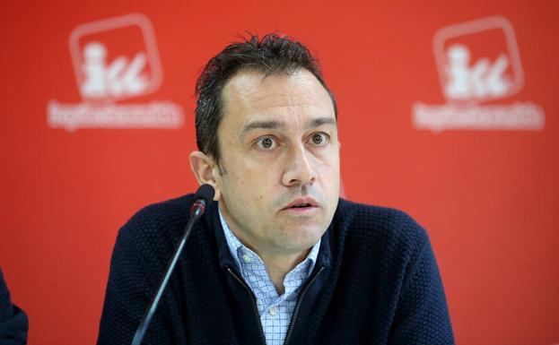 IU reclama a Isaac Pola un mayor control sobre la situación de los falsos autónomos y las camareras de pisos