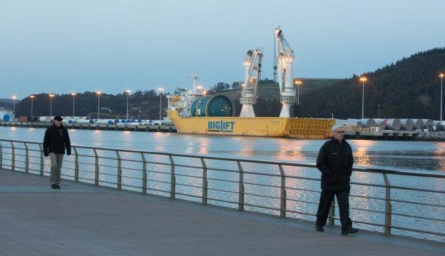 El tráfico de mercancías se incrementa ligeramente en el primer semestre