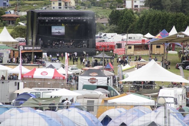 Gasolina, salitre y mucho rock and roll