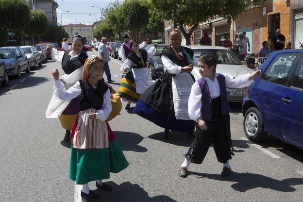 Folclore en Ceares con sorpresa incluida