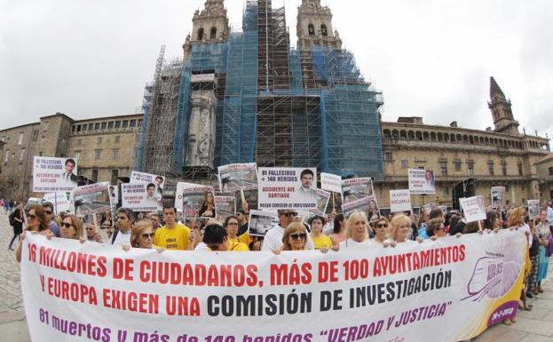 Las víctimas del Alvia marchan para exigir «justicia» cuatro años después