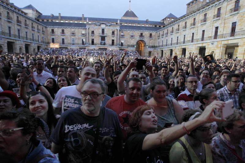 Delirante concierto de Sabina en La Laboral de Gijón