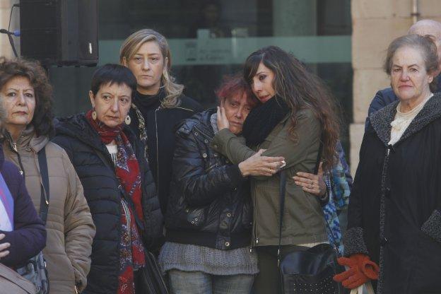 El acusado de apuñalar a su pareja en Roces la dejó morir «agonizando»