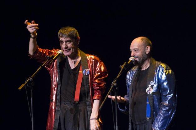 Acrobacias verbales de dos talentos