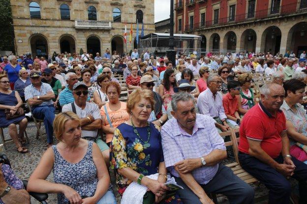 «Las tradiciones acaban tirando»