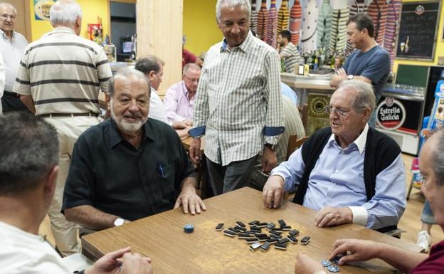 Pulpo, rancheras y pan gallego para un cumpleaños con Carlos Slim de invitado