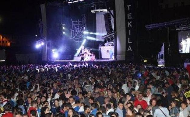 La música de Tekila abre hoy las fiestas de San Lorenzo de Llaranes