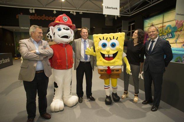 Bob Esponja y la Patrulla Canina animan el estand de Liberbank