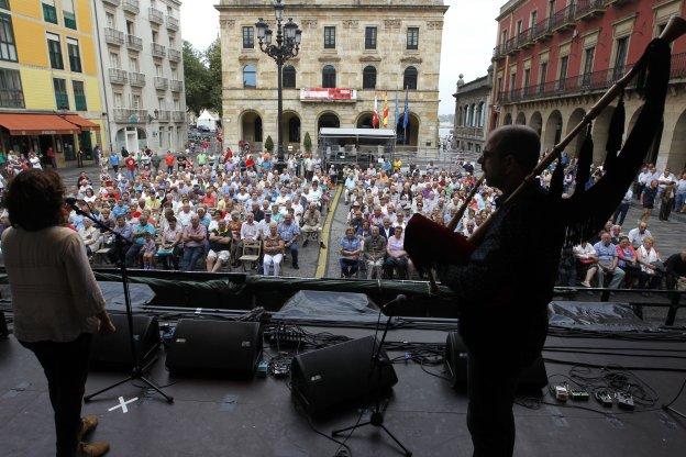 El compañerismo dignifica la tonada