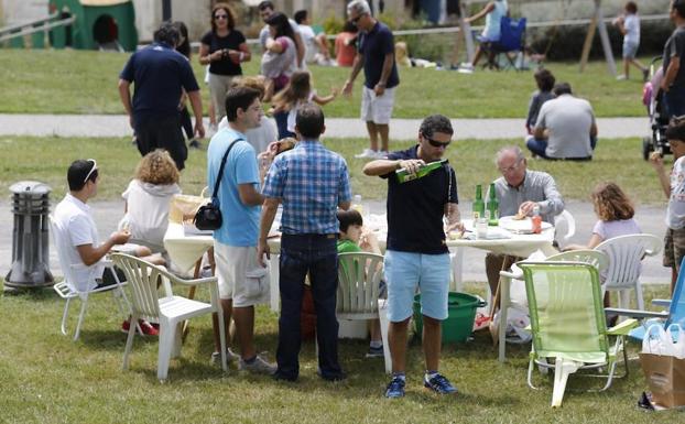 El folclore y la tradición suben al Cerro