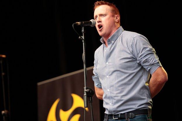 Isaac Sierra y Lorena Corripio, campeones del Concurso de Canción Asturiana