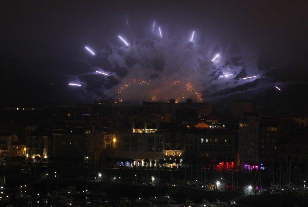 Los Fuegos de Gijón recrearán arcoíris, auroras boreales y terremotos con 5.000 artificios