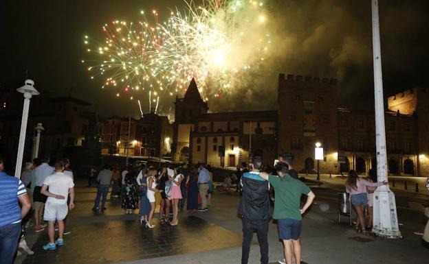 Espectaculares Fuegos en Gijón