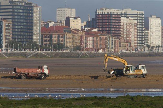 Buscan arena para San Lorenzo en la bahía de Gijón y frente a Rodiles