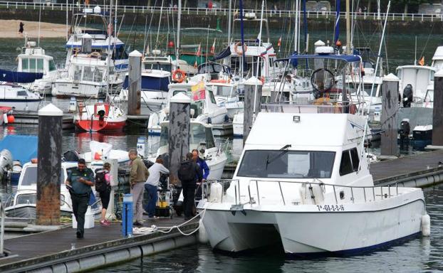 Buscan a un buzo en la costa de Ribadesella