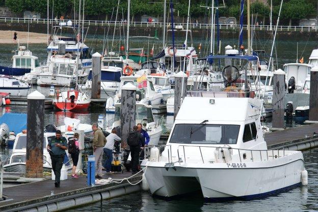 Desaparece un buzo vizcaíno en una inmersión a un pecio en Ribadesella