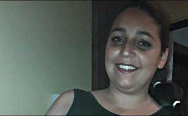 «Veníamos por una felicidad y nos han quitado una vida», lamenta la familia de la mujer seccionada por un ascensor en Sevilla