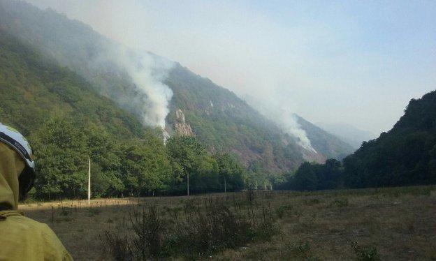 Las temperaturas máximas descienden, pero dan paso a dos incendios en Belmonte