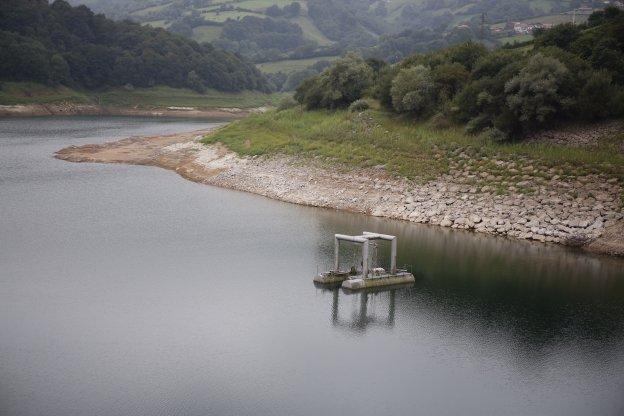 Los ayuntamientos ponen en marcha planes para ahorrar agua por la sequía