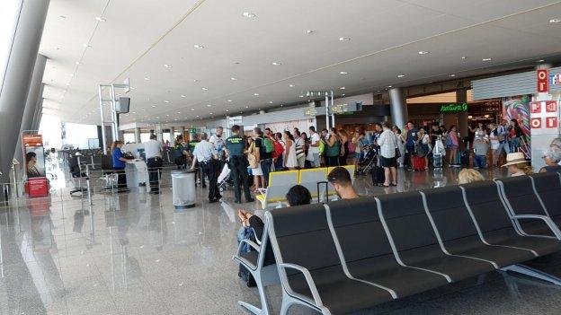 «Nos dejaron veinte horas tirados en Mallorca»