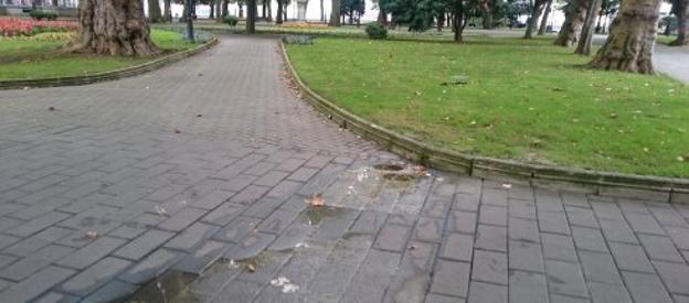 Bocas de riego con pérdidas