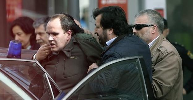 El atracador del banco de Constitución afronta siete años y tres meses de cárcel