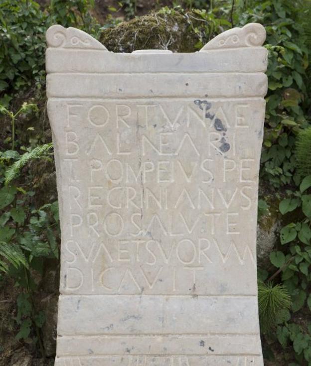 La propiedad de la 'Fortuna balnearia' lleva al juzgado la copia del ara romana