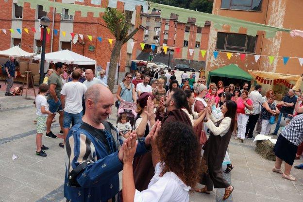 Hoteles y restaurantes del Caudal, llenos por la llegada de la Vuelta al L'Angliru