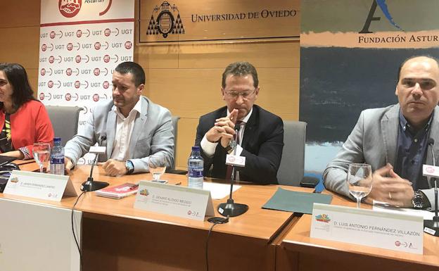 'Ponte a mil', lema de UGT para que ningún trabajador cobre menos de 1.000 euros