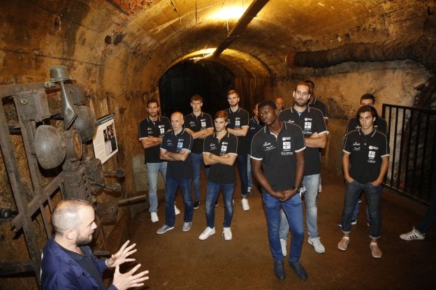 El Unión Financiera se adentra bajo tierra