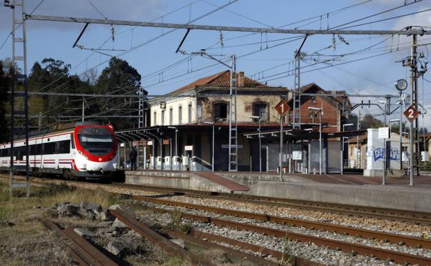 Una avería en el puesto de mando de Oviedo paraliza hora y media los trenes de Renfe