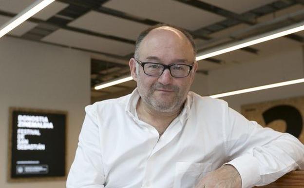 «Me divierte mucho que nos riamos de ETA»