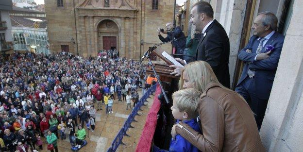 «El Real Oviedo es una puerta, un acceso a la ciudad y a lo mejor que tiene, su gente»