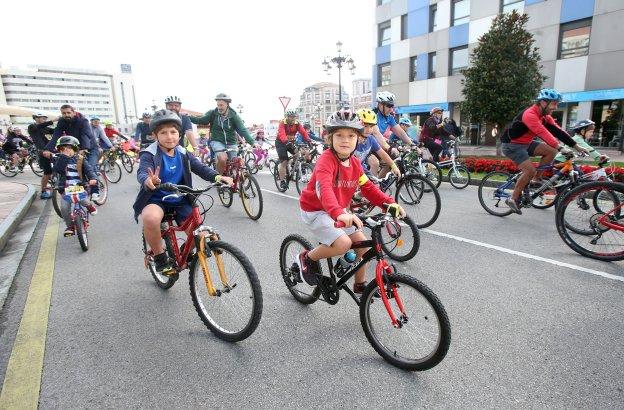 Marcha ciclista desde La Losa