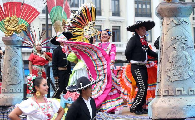 Tres mil figurantes para el Día de América en Oviedo