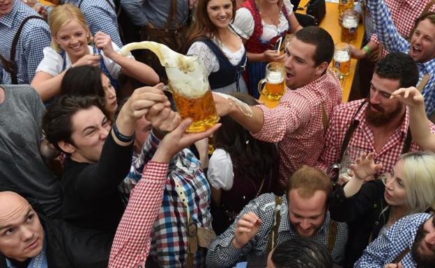 Polémica en el Oktoberfest: «Los homosexuales harían bien en ser discretos»