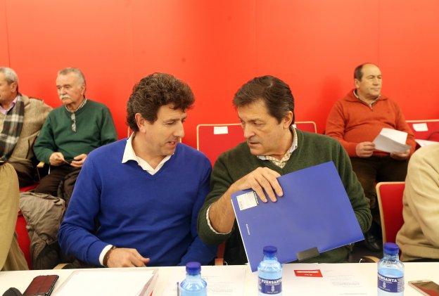 El PSOE teme el 'efecto contagio' del rechazo de la AMSO a la gestión de Javier Fernández