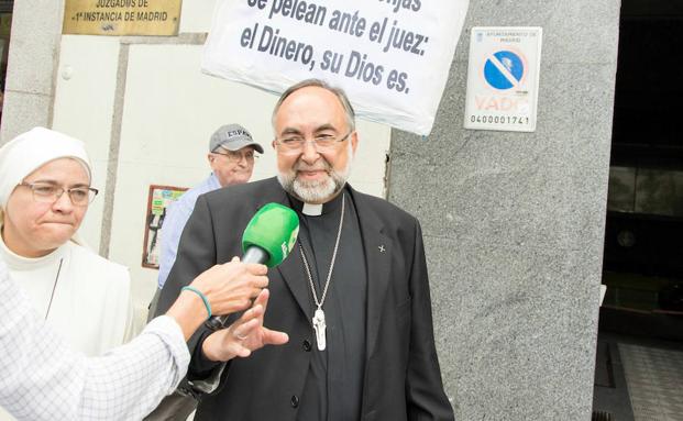 El juez confirma al arzobispo de Oviedo al frente de Lumen Dei