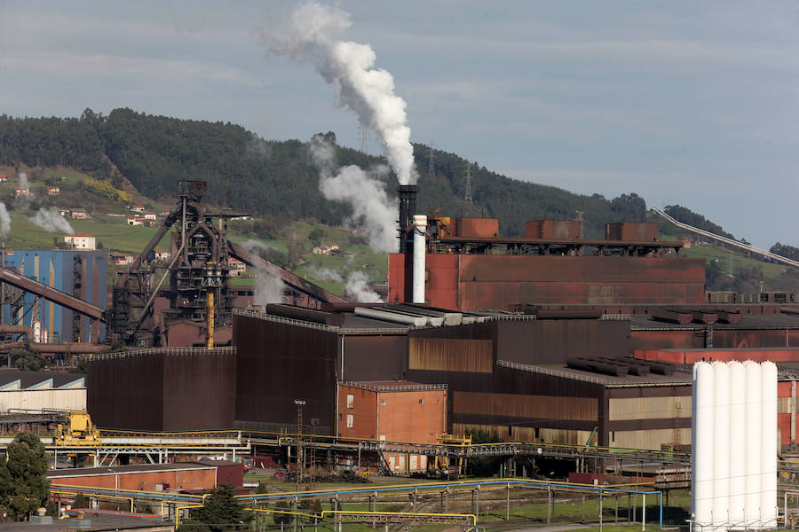 Gijón estudiará colaborar con ArcelorMittal para reducir la contaminación