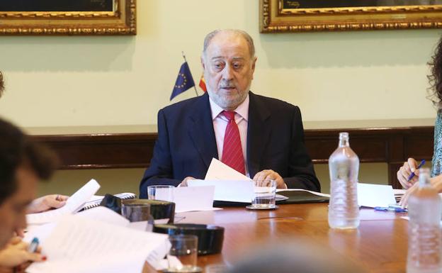 De Lorenzo: «Si alguno no está a gusto en España mejor se buscaba otro país que lo acoja»