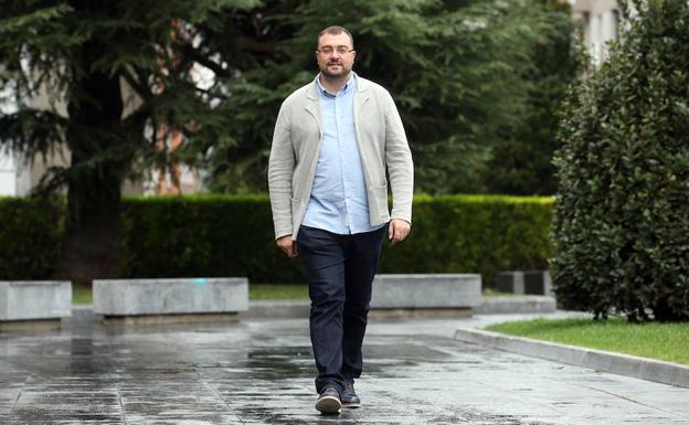 Adrián Barbón dimitirá como alcalde de Laviana el próximo 10 de octubre