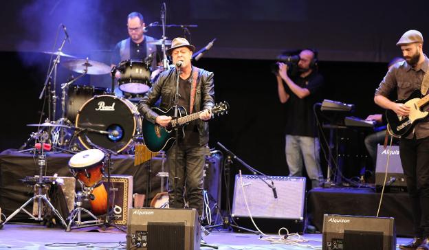 Luis Núñez y Los Folgazanes, Premio al Meyor Cantar