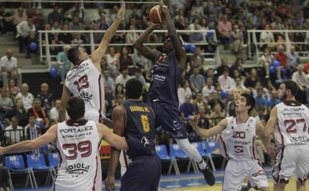 Primer recital del Unión Financiera en Pumarín